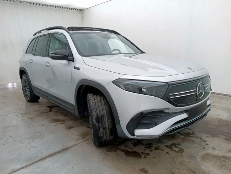 Mercedes-Benz EQB AMG/250/HEADUP/PANORAMA/VIRTUAL/FULLLED/, снимка 4 - Автомобили и джипове - 53003915