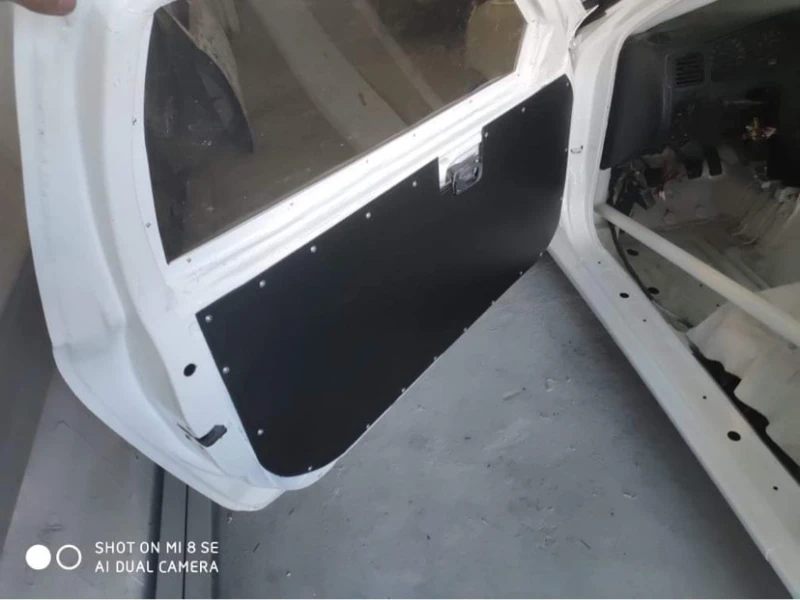 Nissan Almera 2.0 GTI, снимка 6 - Автомобили и джипове - 53015731