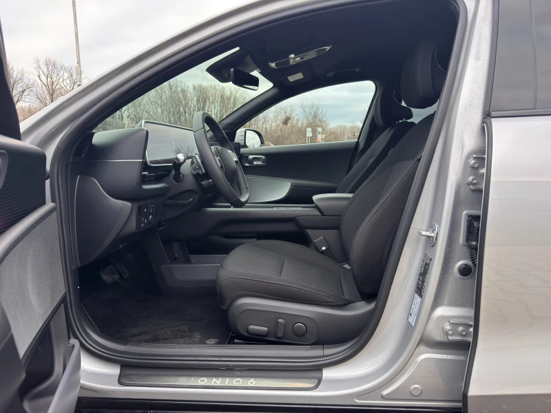 Hyundai Ioniq 6 EXCLUSIVE EV 77kWh RWD, снимка 9 - Автомобили и джипове - 53147095