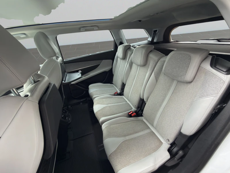 Peugeot 5008 ALLURE 1.5 BlueHDi 130 EAT8 Гаранция 2 години, снимка 12 - Автомобили и джипове - 53413180