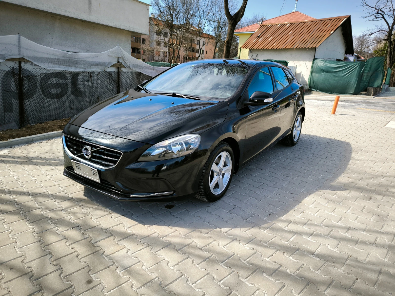 Volvo V40 2.0 D2 euro6 - изображение 3