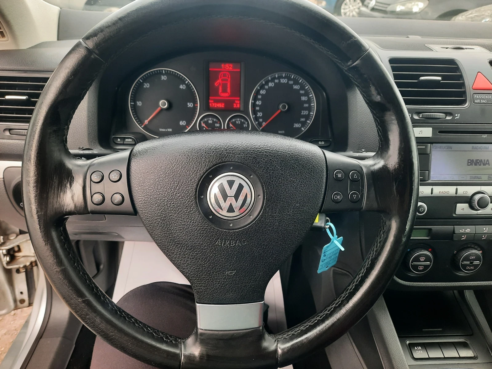 VW Golf 2009 1.9TDI   | Mobile.bg   12