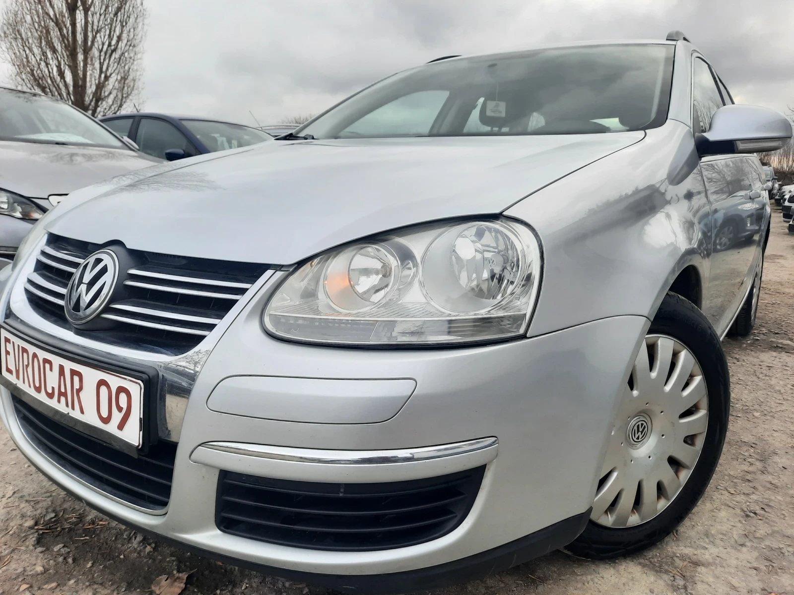 VW Golf 2009та 1.9TDI КАТО НОВА - [1] 