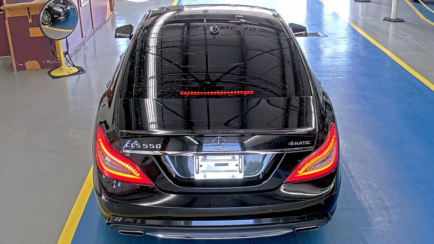 Mercedes-Benz CLS 500 AMG* PACK* 4MATIC* HARMAN* KARDON* ОБДУХВАНЕ* МАСА - изображение 6