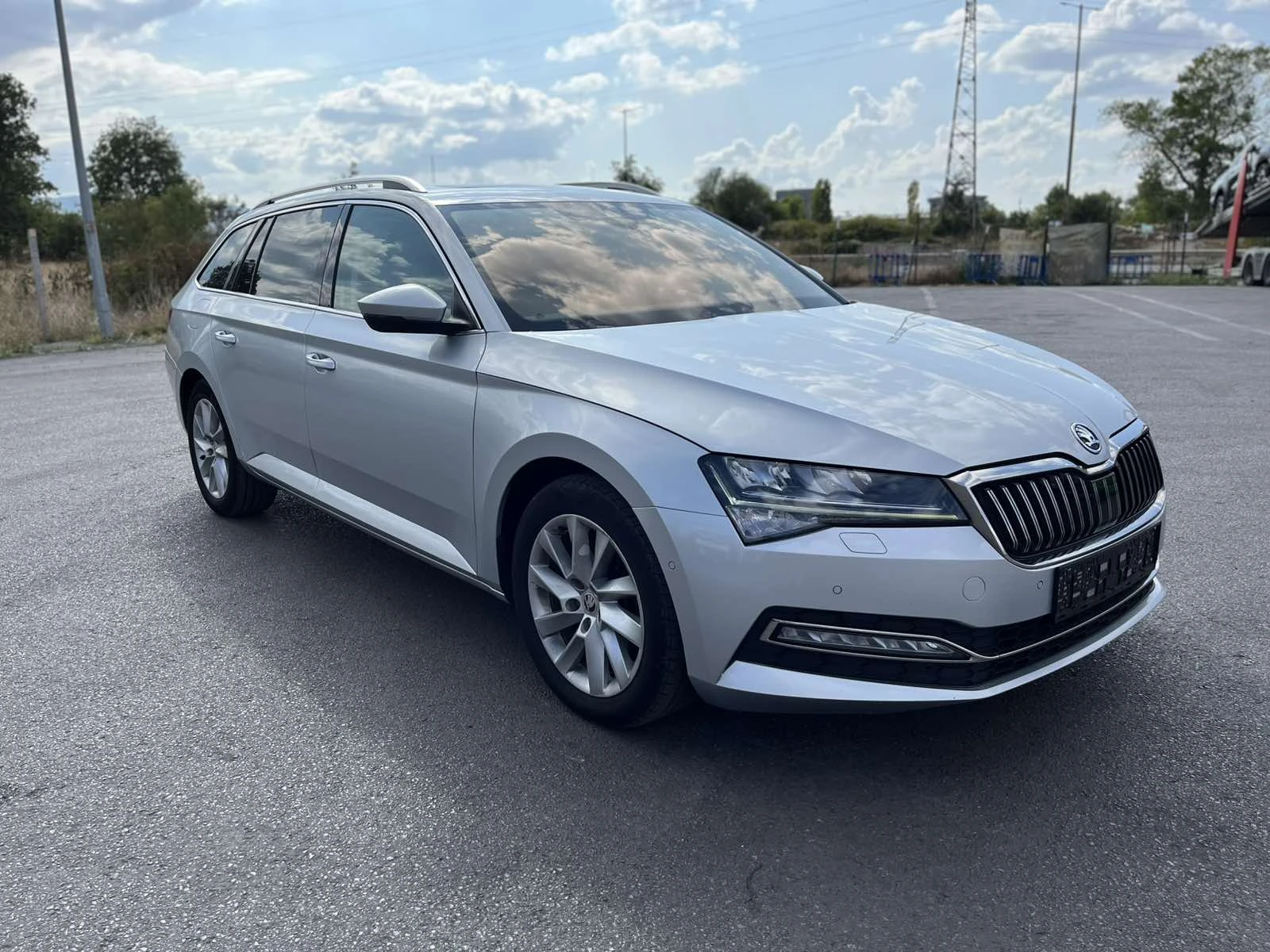 Skoda Superb 2.0 TDI - изображение 2