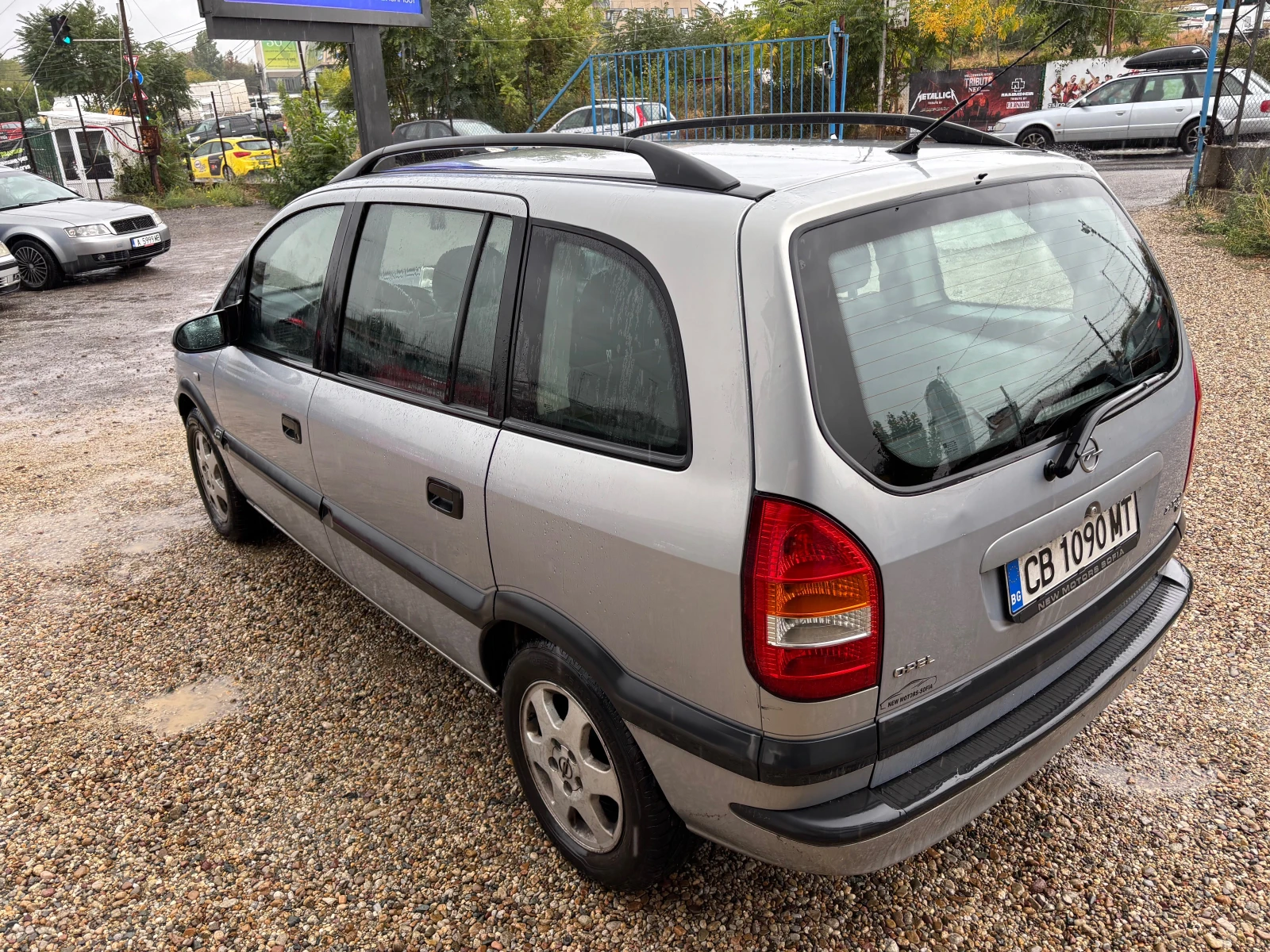 Opel Zafira 1.8 бензин всичко платено - изображение 4