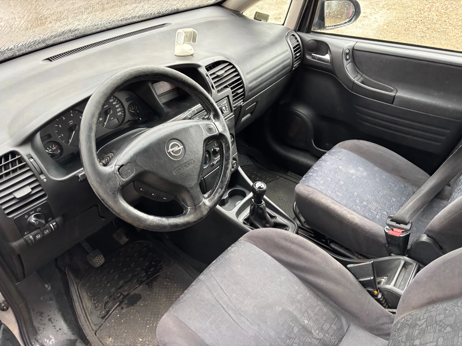 Opel Zafira 1.8 бензин всичко платено - изображение 5
