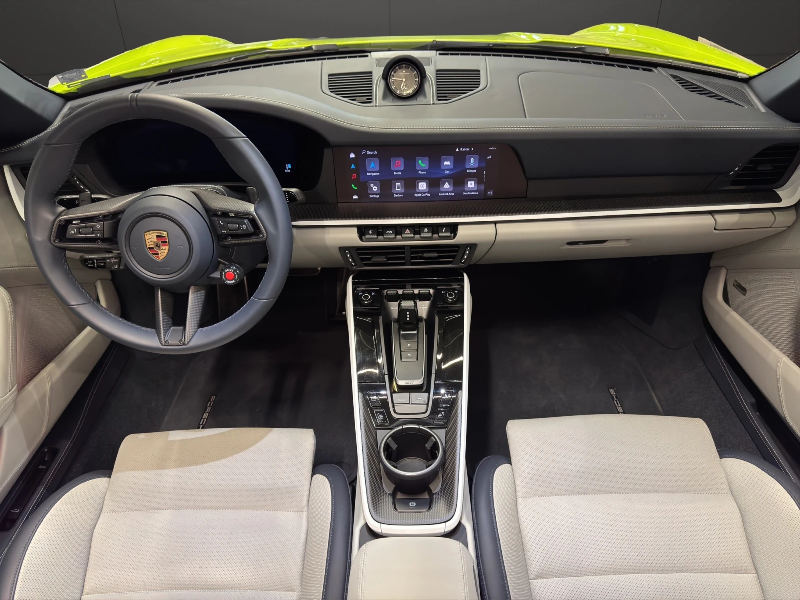 Porsche 911 4GTS PTS Acidgreen | Mobile.bg   12