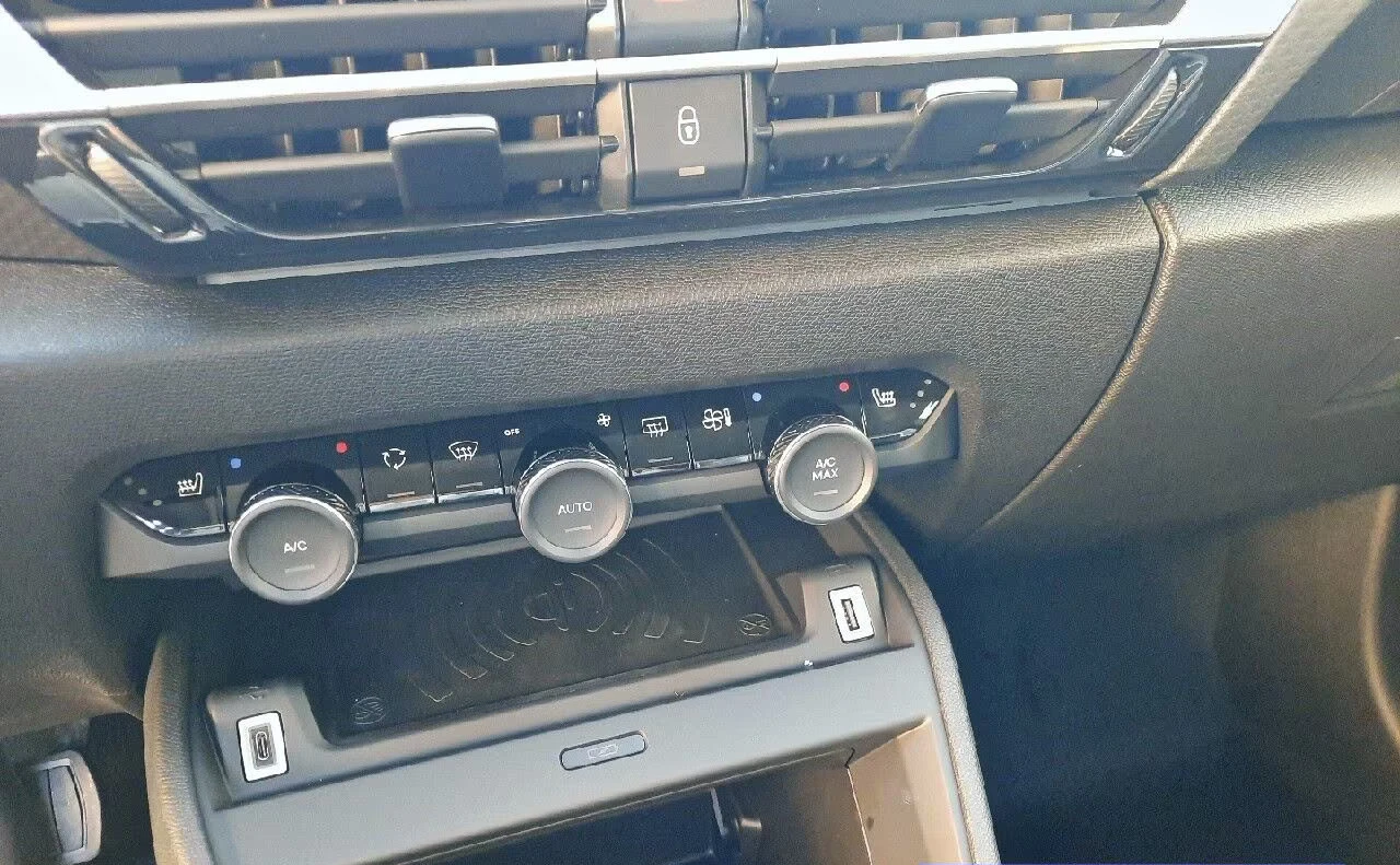 Citroen C4 1.2MHEV/136HP/MAX/CAM/DIGI/LED/NAVI/KLESS/559g - изображение 10