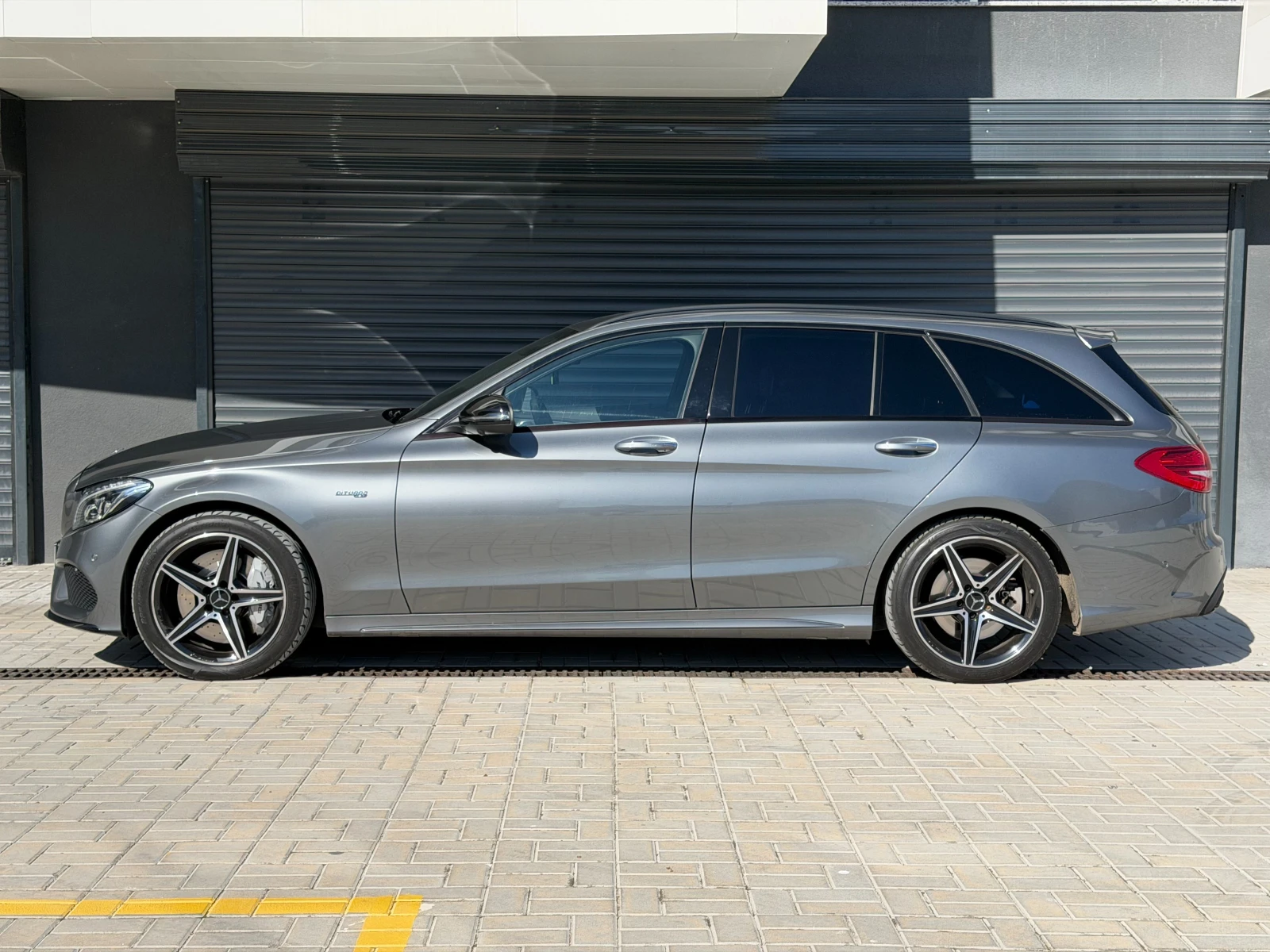 Mercedes-Benz C 43 AMG Estate 9G-Tronic - изображение 3