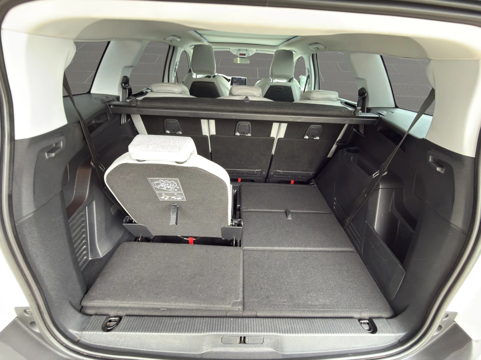 Peugeot 5008 ALLURE 1.5 BlueHDi 130 EAT8 �������� 2 ������ | Mobile.bg � ����������� 13