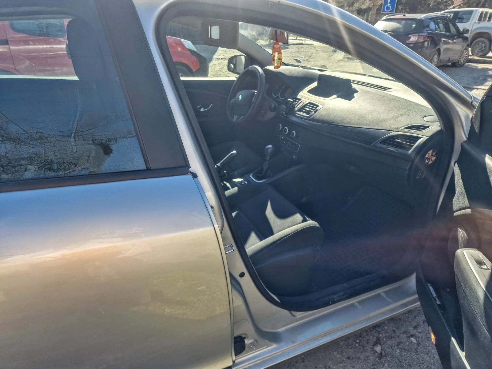 Renault Megane Grandtour 1.5 dci - изображение 5