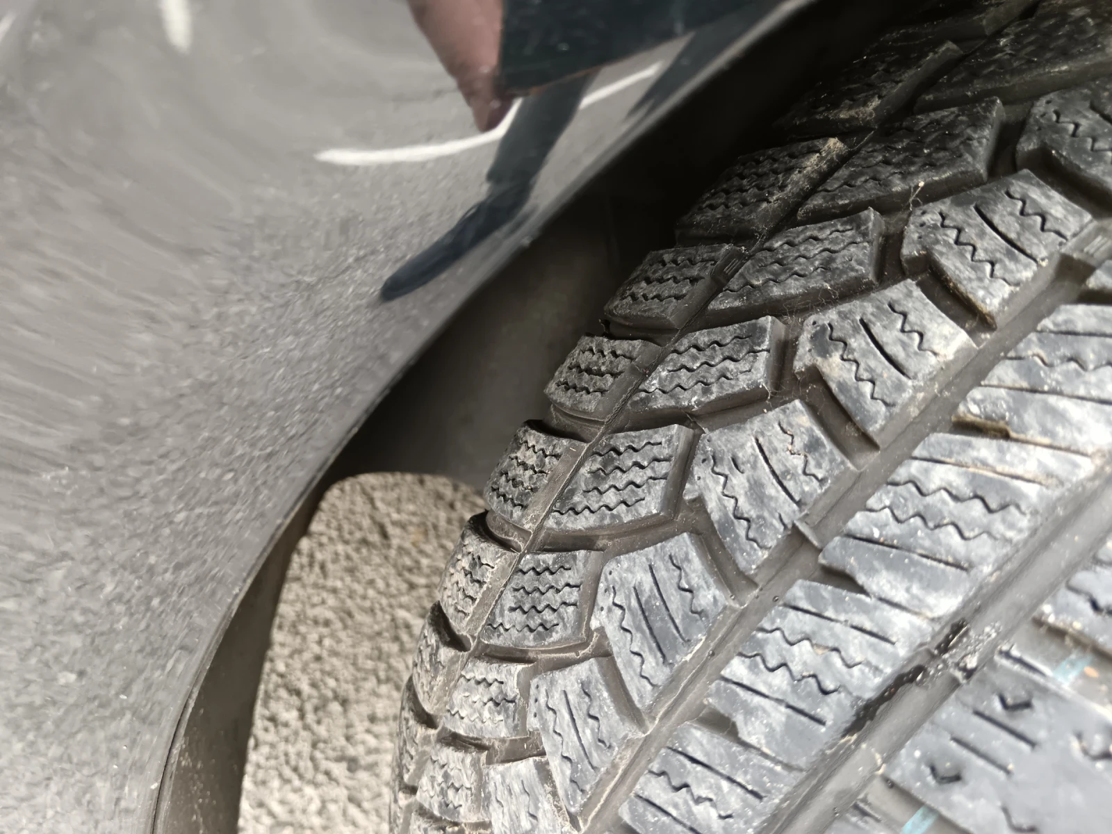 Peugeot 208 1.4 E-HDI, снимка 16 - Автомобили и джипове - 54168632