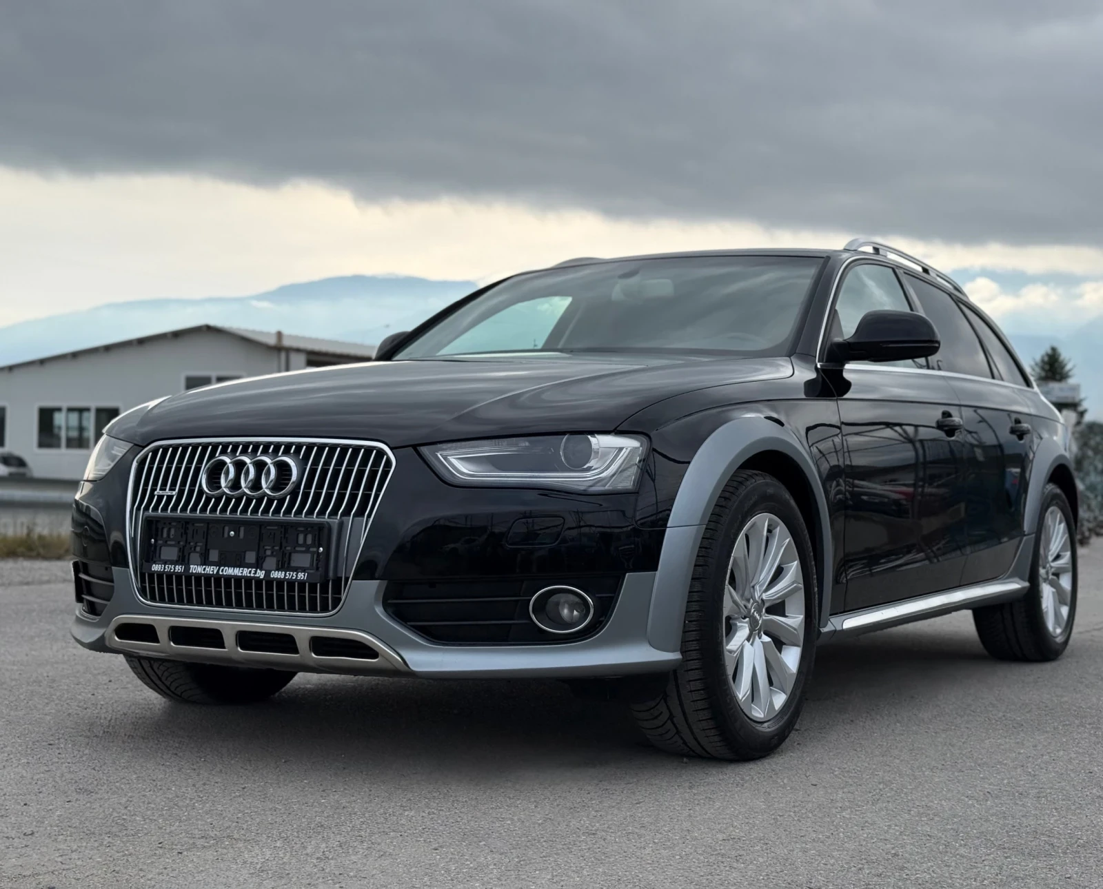 Audi A4 Allroad 2.0-TDI-quattro-6-speed-LED-XENON-BI XENON-TOP-NEW, снимка 3 - Автомобили и джипове - 54180157