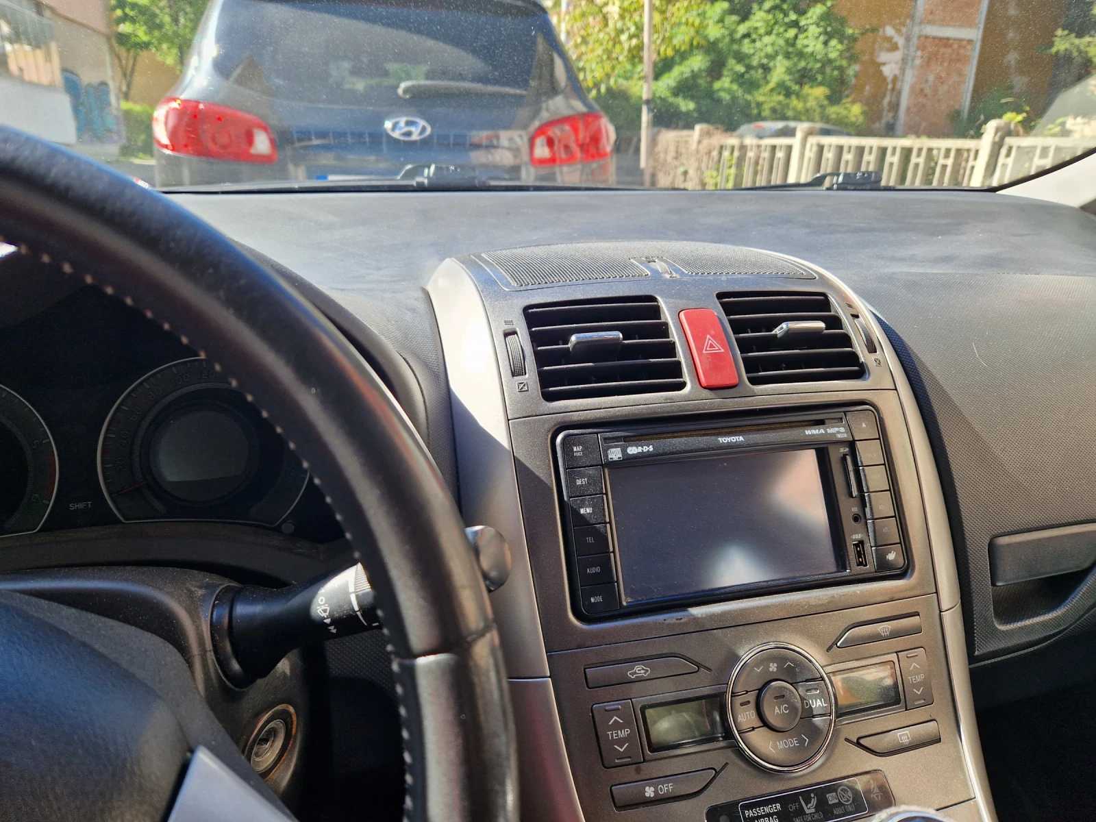 Toyota Auris D4D, снимка 5 - Автомобили и джипове - 54452247
