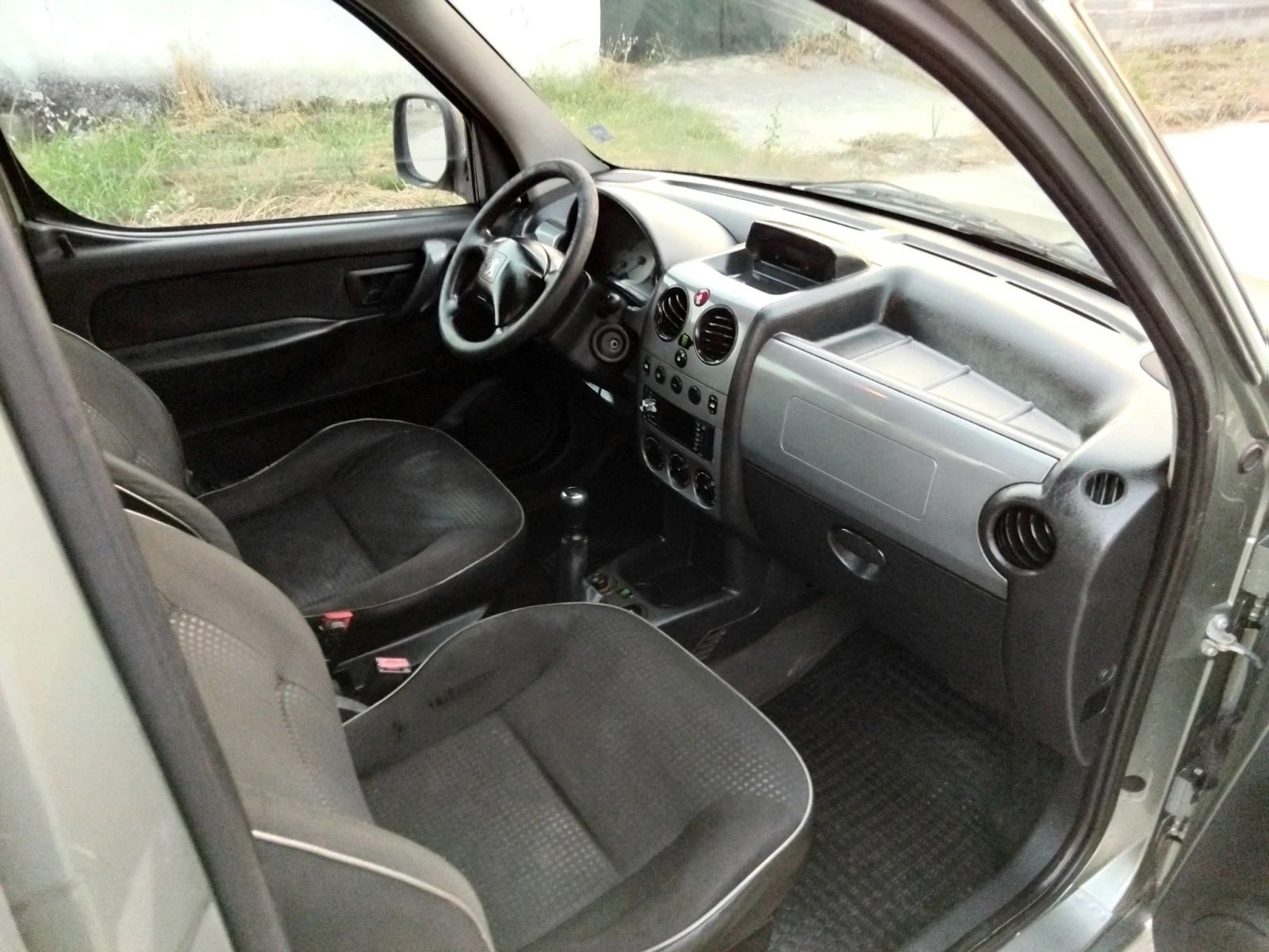 Peugeot Partner 1.9.70к.+ КЛИМА 2007г , снимка 12 - Автомобили и джипове - 55561515