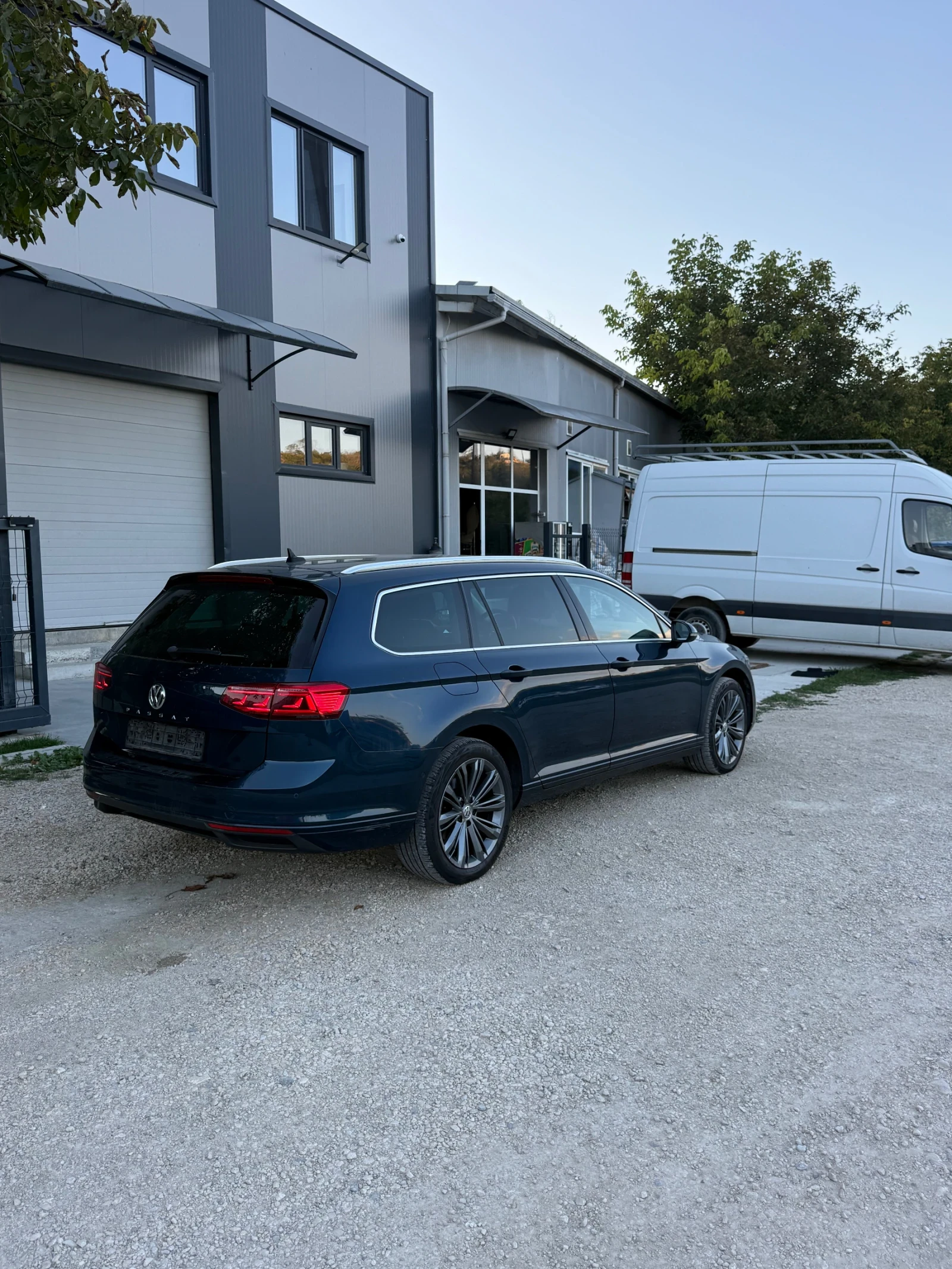 VW Passat B8.5 Facelift, снимка 5 - Автомобили и джипове - 56133096