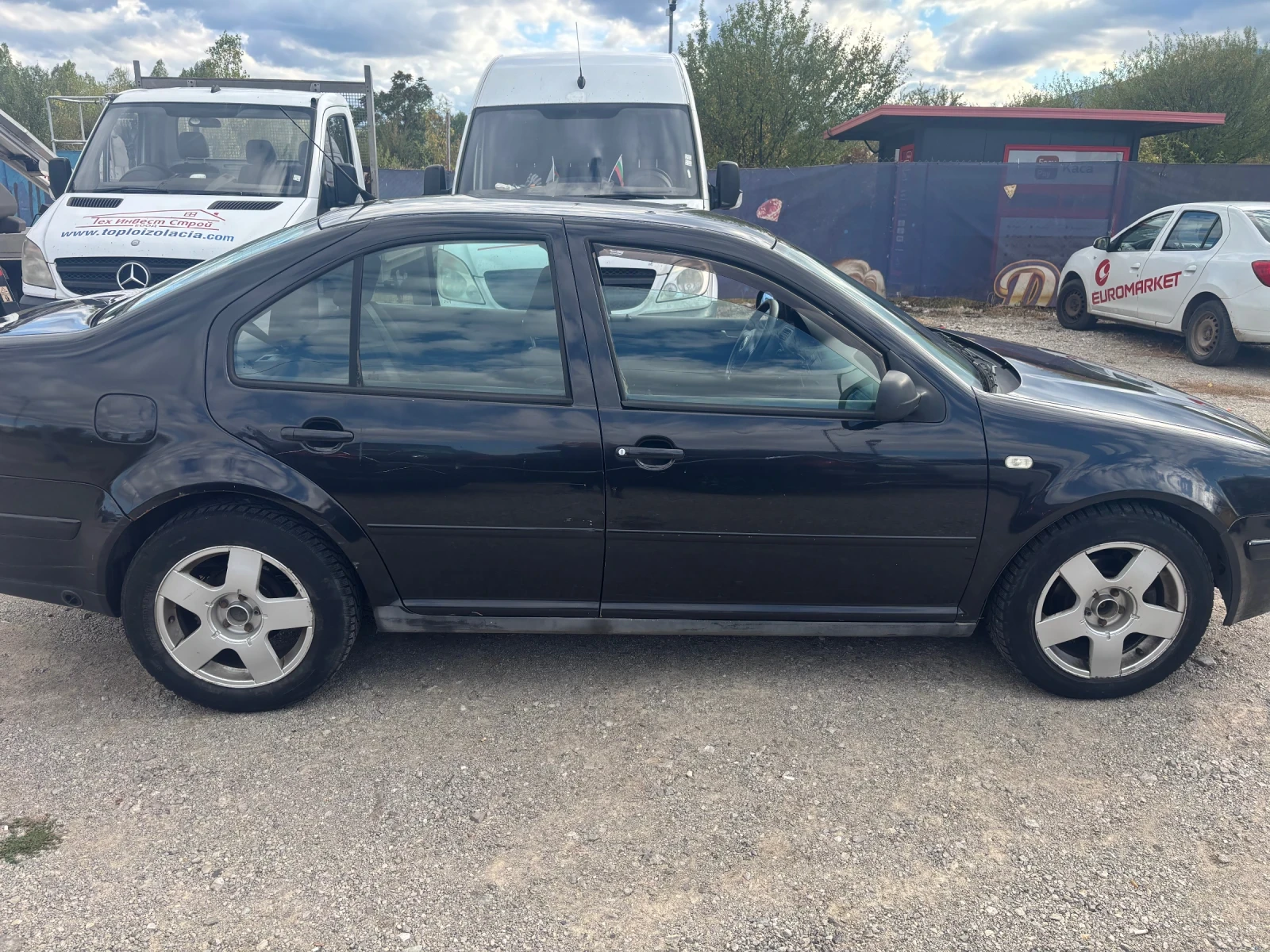 VW Bora 1.6 , снимка 7 - Автомобили и джипове - 56252399