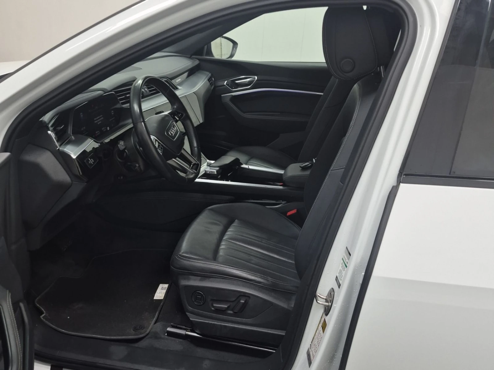 Audi E-Tron  Sportback Tech S-Line ���������� ���� �� �������� | Mobile.bg � ����������� 6