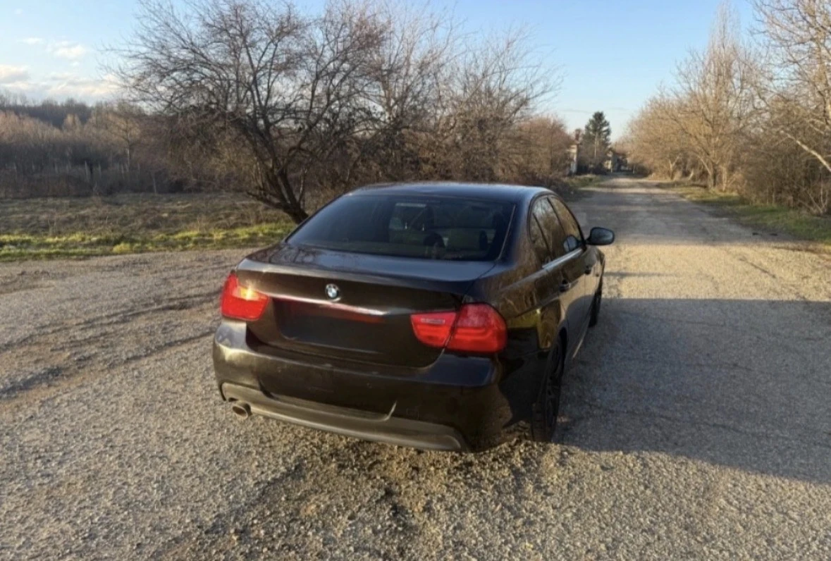 BMW 320 2.0d, снимка 4 - Автомобили и джипове - 56459890