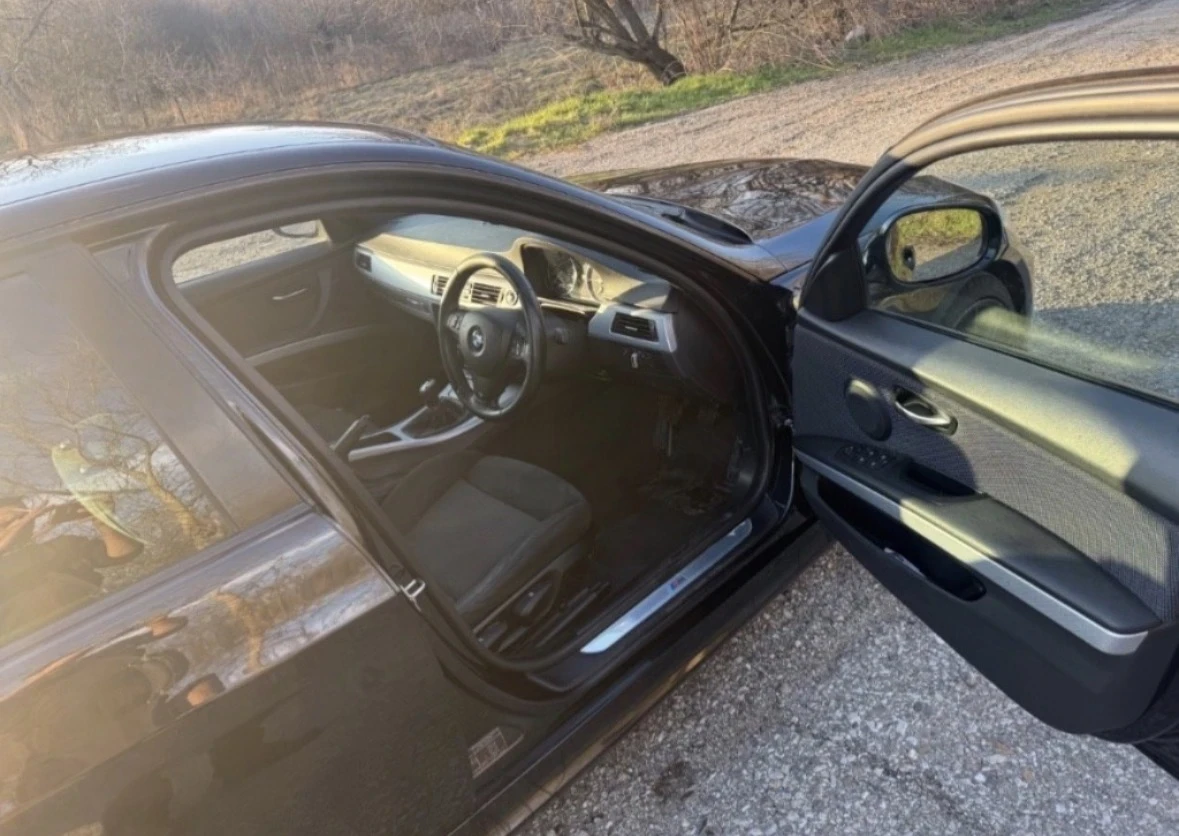BMW 320 2.0d, снимка 7 - Автомобили и джипове - 56459890