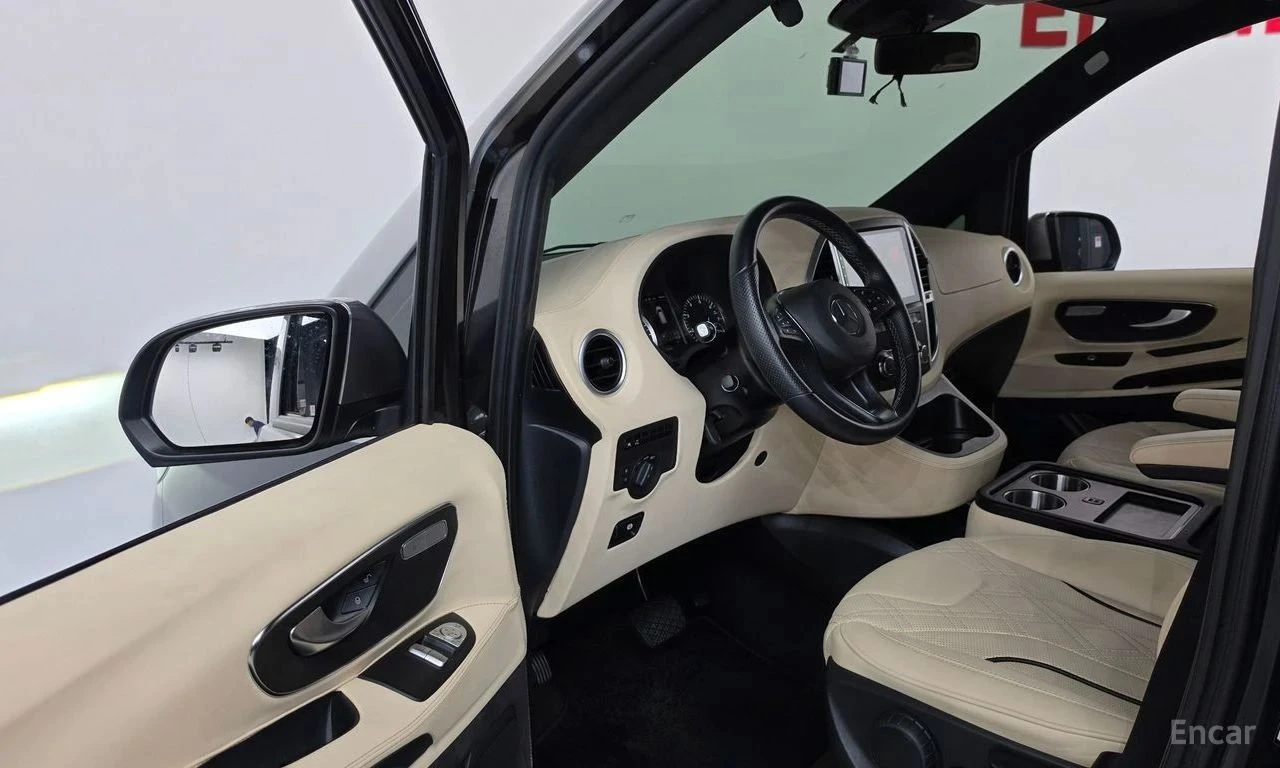 Mercedes-Benz V 300, снимка 10 - Автомобили и джипове - 56689683