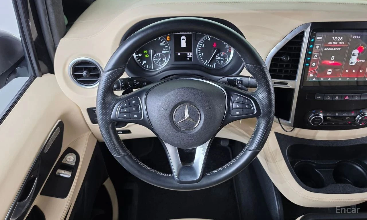 Mercedes-Benz V 300, снимка 12 - Автомобили и джипове - 56689683
