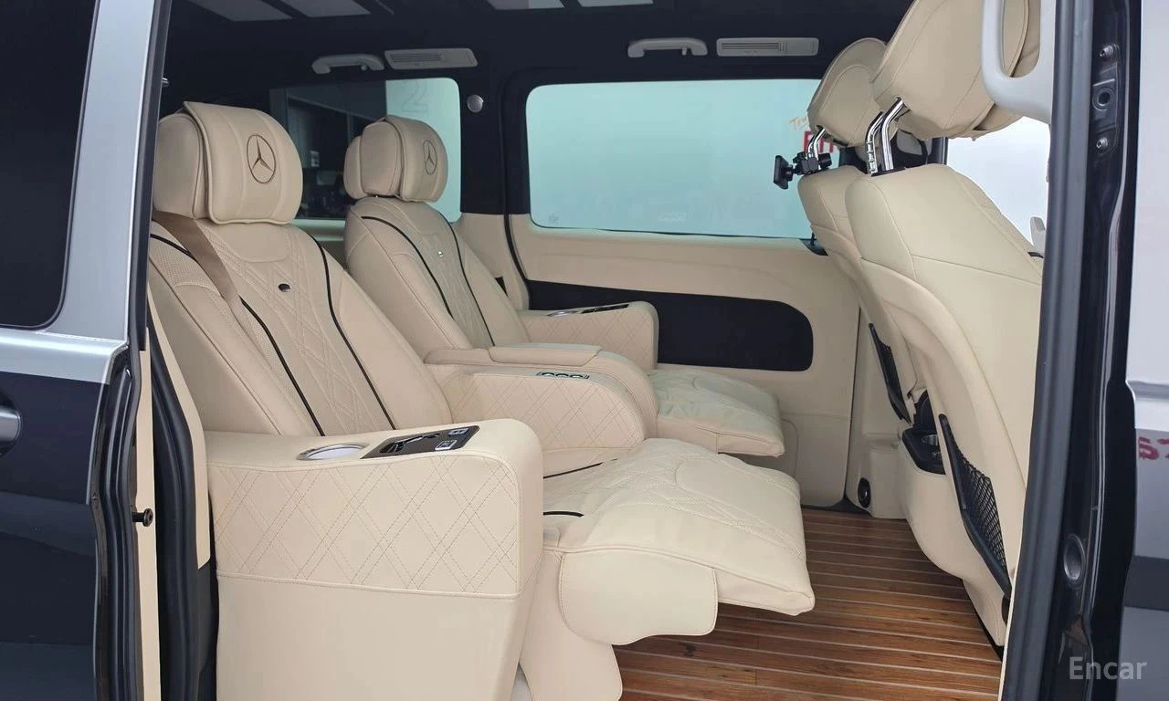 Mercedes-Benz V 300, снимка 11 - Автомобили и джипове - 56689683