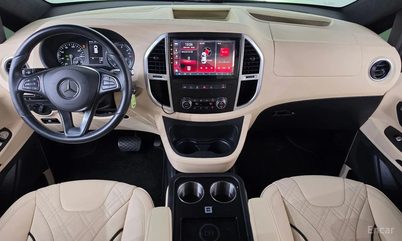 Mercedes-Benz V 300, снимка 7 - Автомобили и джипове - 56689683
