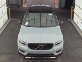 Volvo XC40 T4 R-Design, снимка 2