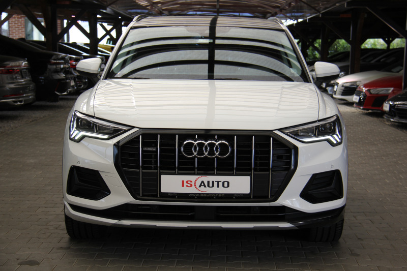 Audi Q3 Quattro/FullLed/Virtual/Ambient/Side Asisst/40TDI, снимка 1 - Автомобили и джипове - 46349869