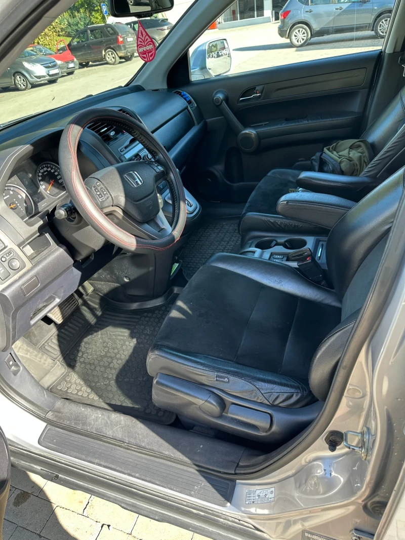 Honda Cr-v 2.2 D, снимка 12 - Автомобили и джипове - 47450328