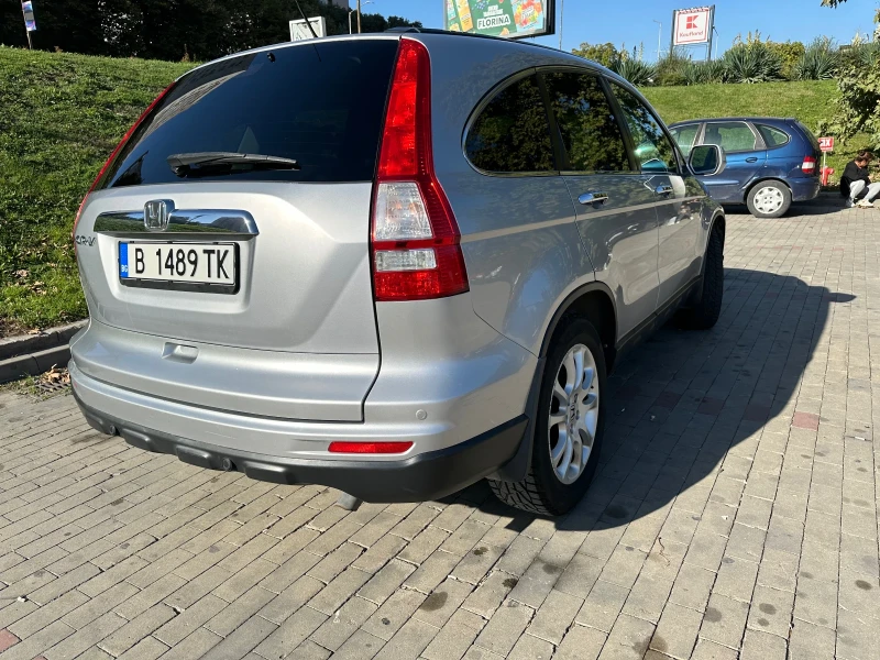 Honda Cr-v 2.2 D, снимка 10 - Автомобили и джипове - 47450328