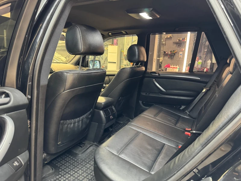 BMW X5 3.0-дизел Navi.teglich.podgrev.kasko, снимка 9 - Автомобили и джипове - 52631418