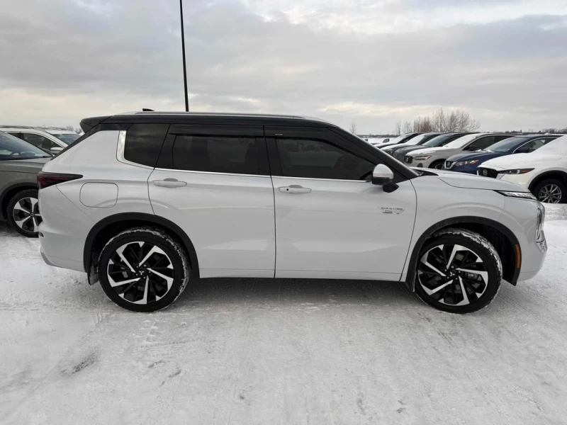 Mitsubishi Outlander * S AWC * CARFAX , снимка 3 - Автомобили и джипове - 52960066