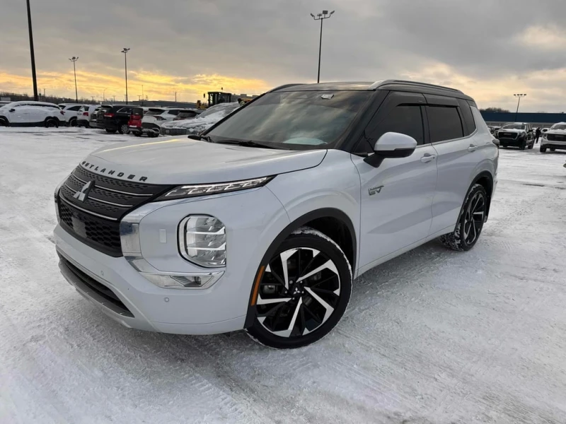 Mitsubishi Outlander * S AWC * CARFAX 