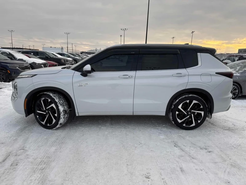 Mitsubishi Outlander * S AWC * CARFAX , снимка 2 - Автомобили и джипове - 52960066