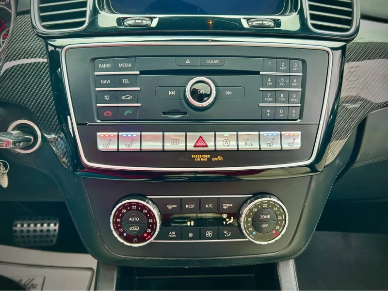 Mercedes-Benz GLE 63 S AMG Executive Pack/Lane Keep, Pano/Heated + COOL Seats, снимка 12 - Автомобили и джипове - 53526723