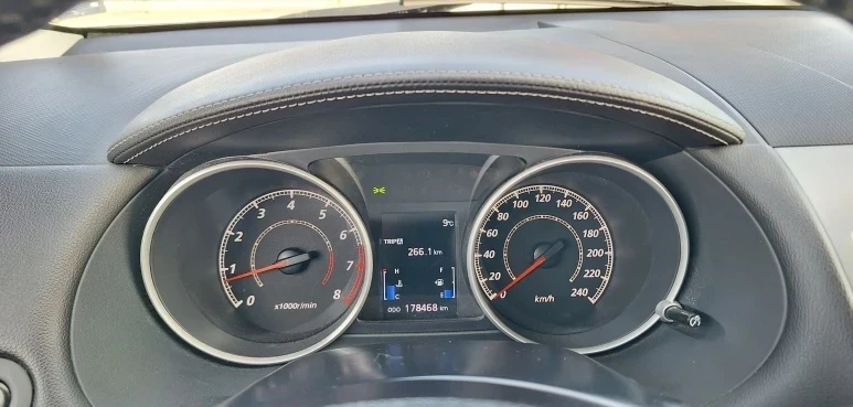 Mitsubishi Outlander 2.0 MIVEC, LPG - изображение 8