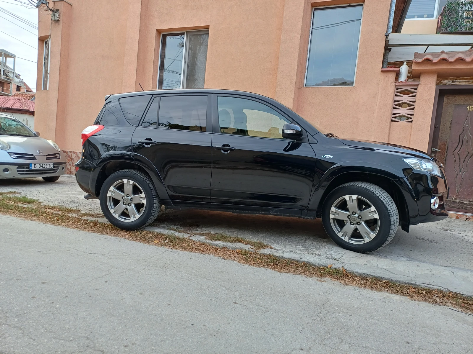 Toyota Rav4 2.2 150к.с. 4х4 - изображение 2