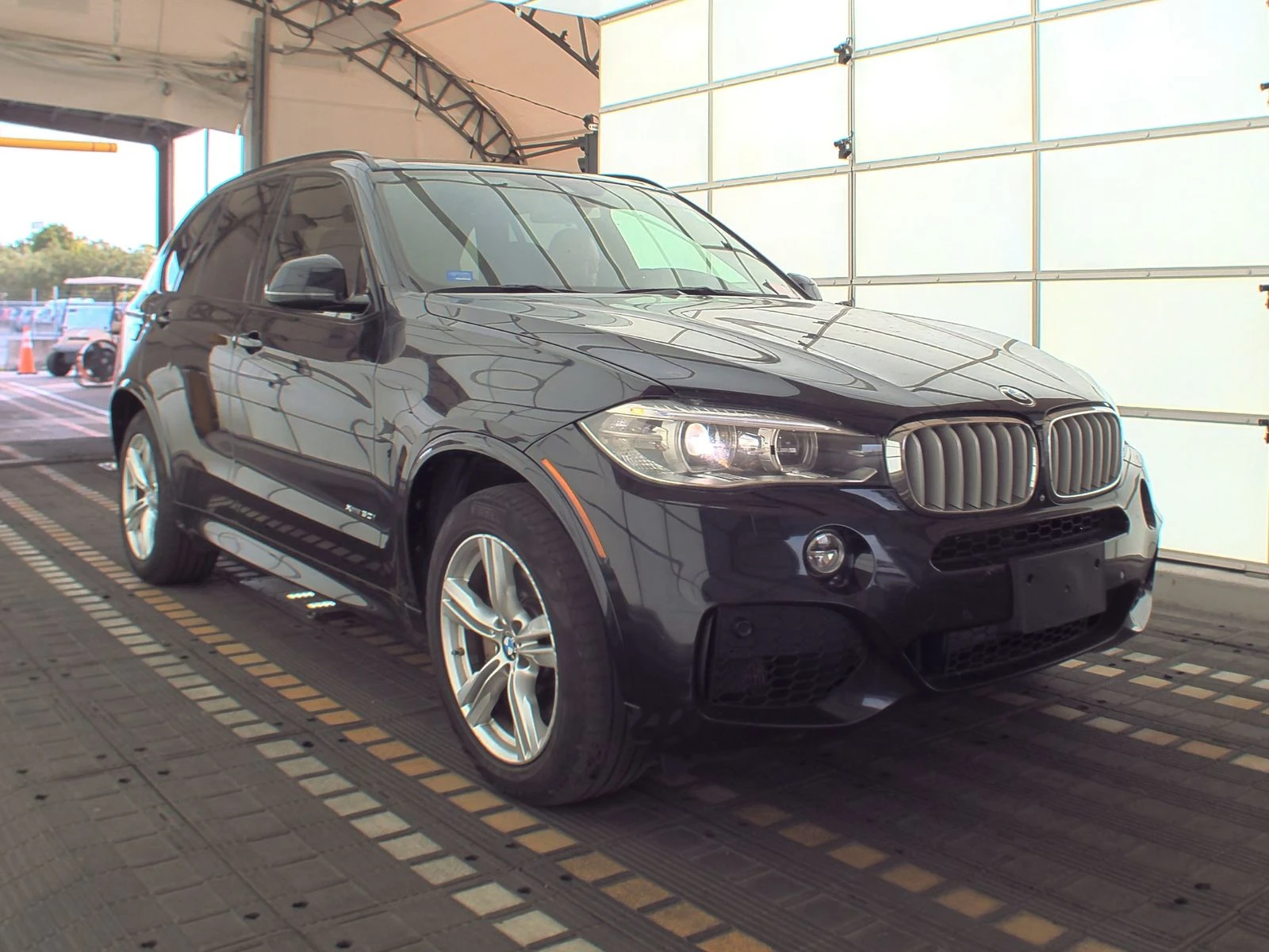 BMW X5 M SPORT/ПАМЕТ/ПОДГРЕВ/КАМЕРА/СЛЕДЕНЕ НА ЛЕНТИ - изображение 2