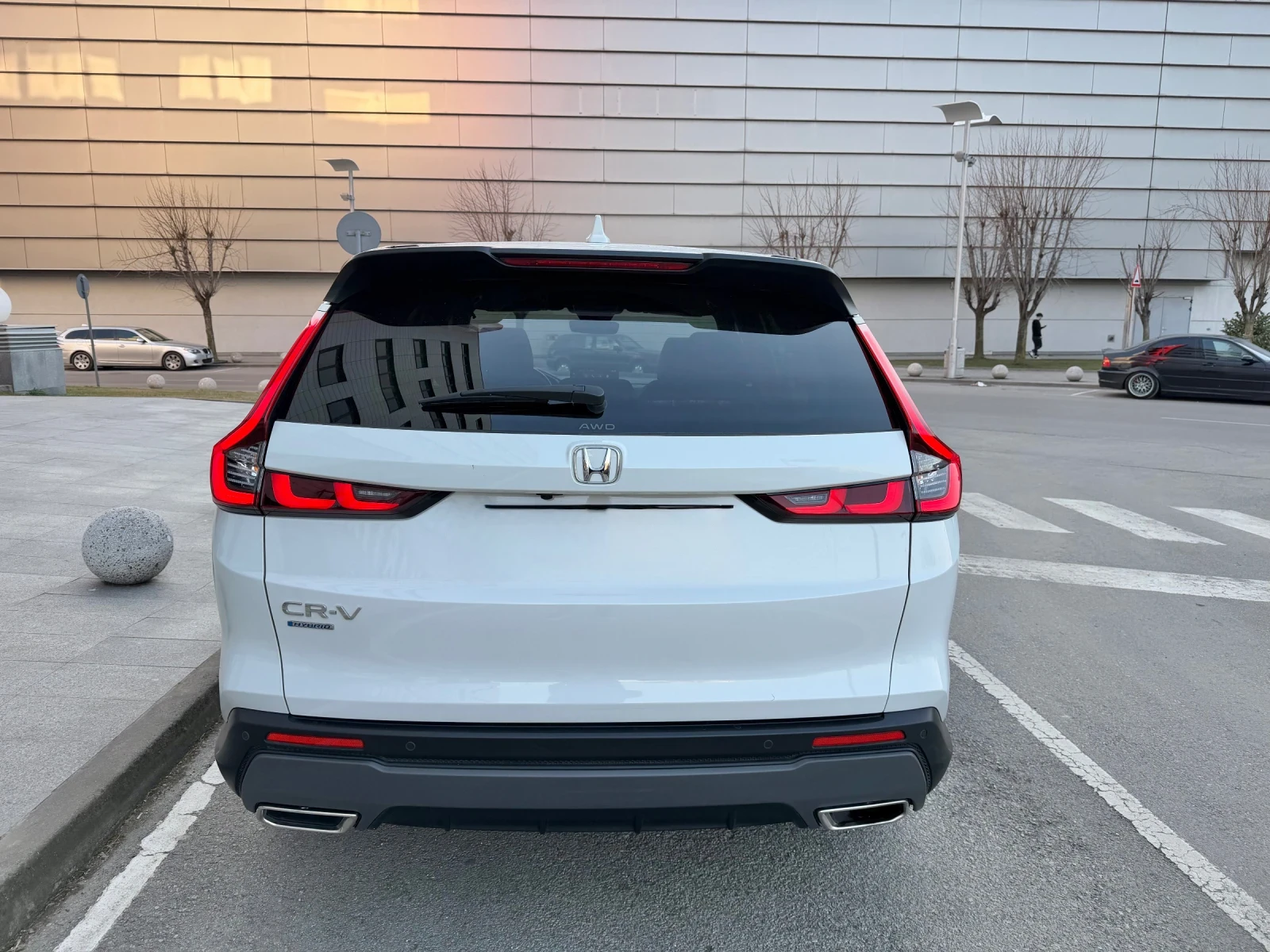 Honda Cr-v БАРТЕР* 2.0i* AWD* Sport* Hybrid* , снимка 7 - Автомобили и джипове - 53362363