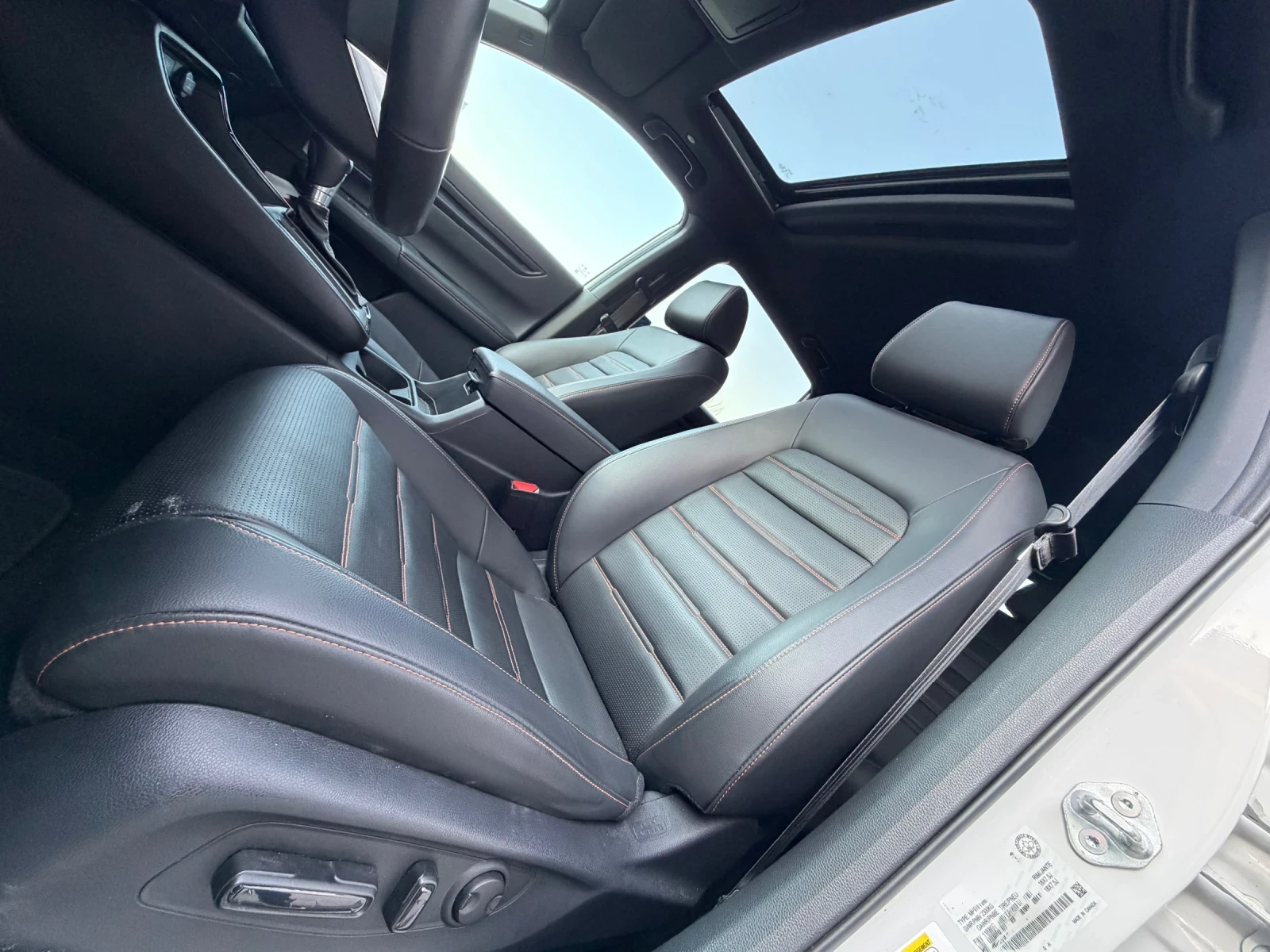 Honda Cr-v БАРТЕР* 2.0i* AWD* Sport* Hybrid* , снимка 13 - Автомобили и джипове - 53362363