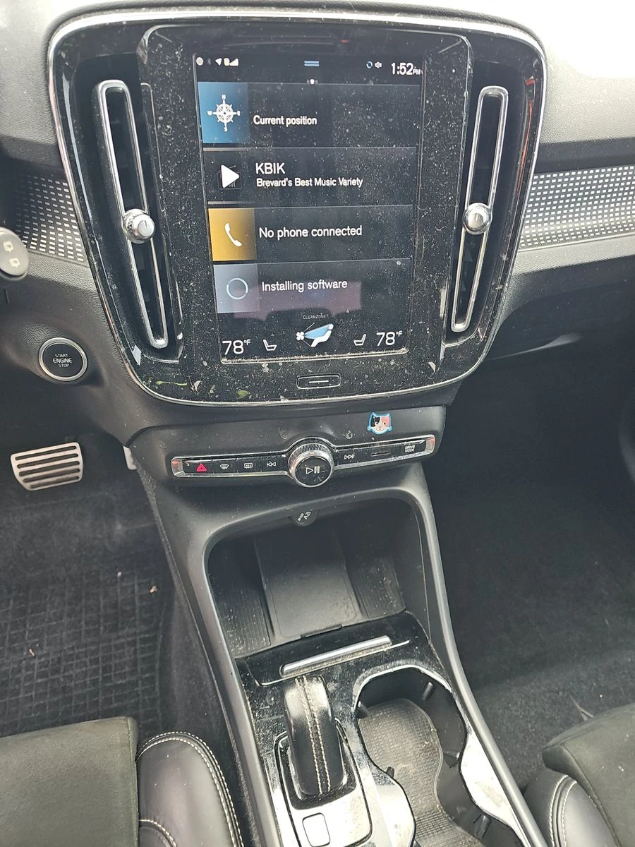 Volvo XC40 T4 R-Design - изображение 9