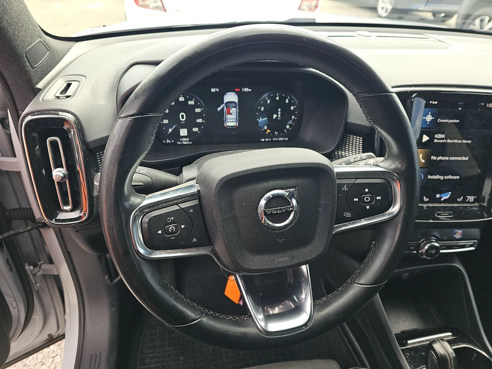 Volvo XC40 T4 R-Design - изображение 7