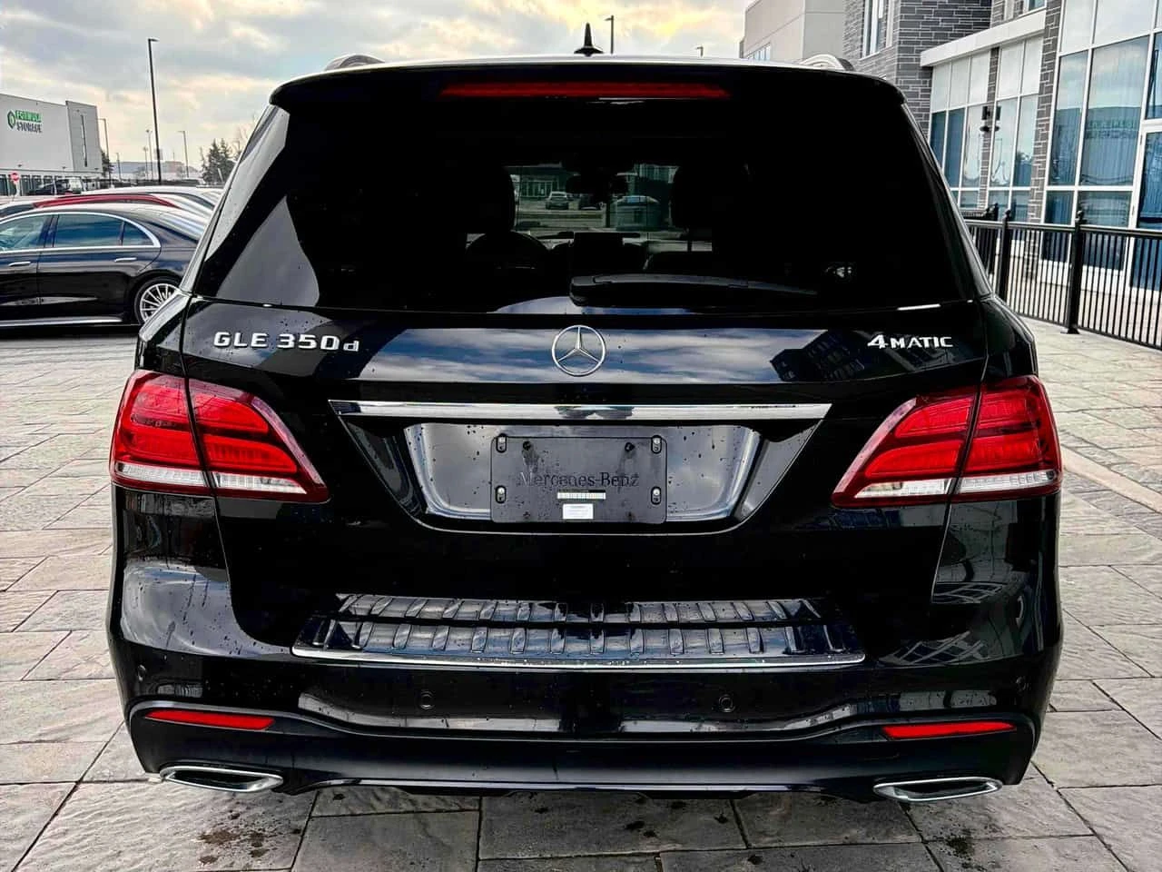 Mercedes-Benz GLE 350 350d  CARFAX, снимка 4 - Автомобили и джипове - 53911989