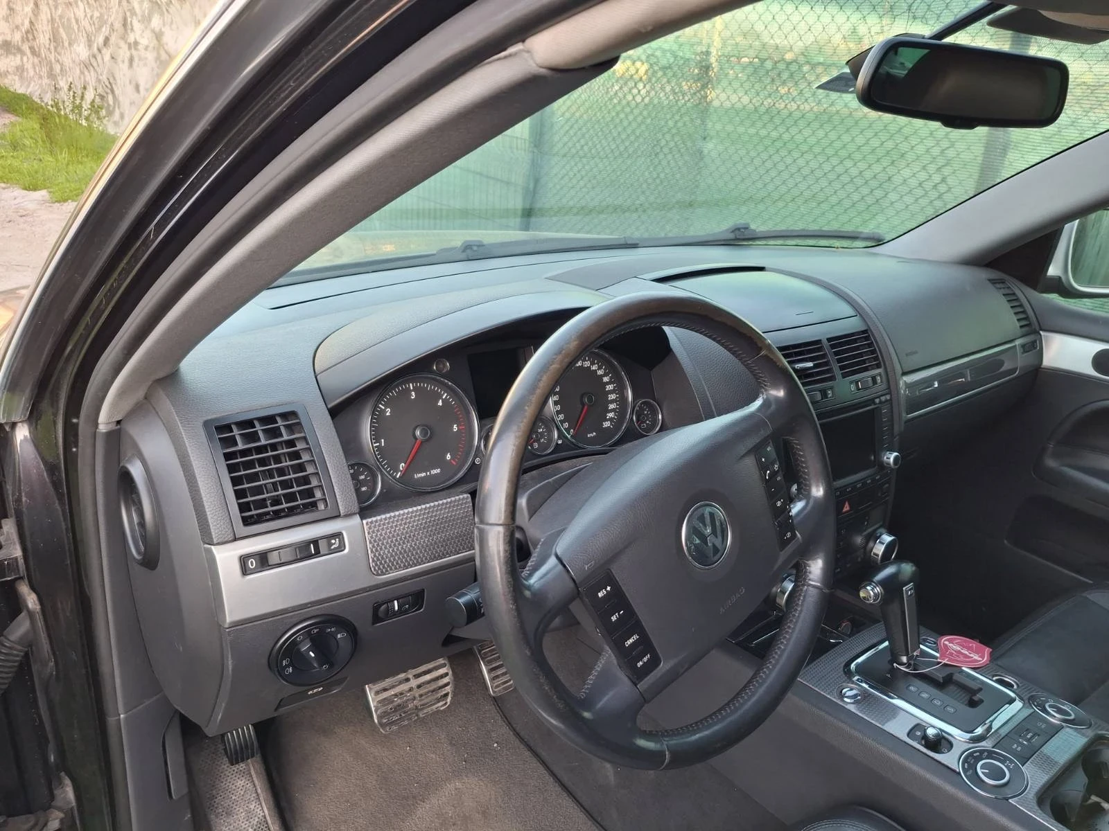 VW Touareg 5000. V10, снимка 7 - Автомобили и джипове - 54140878