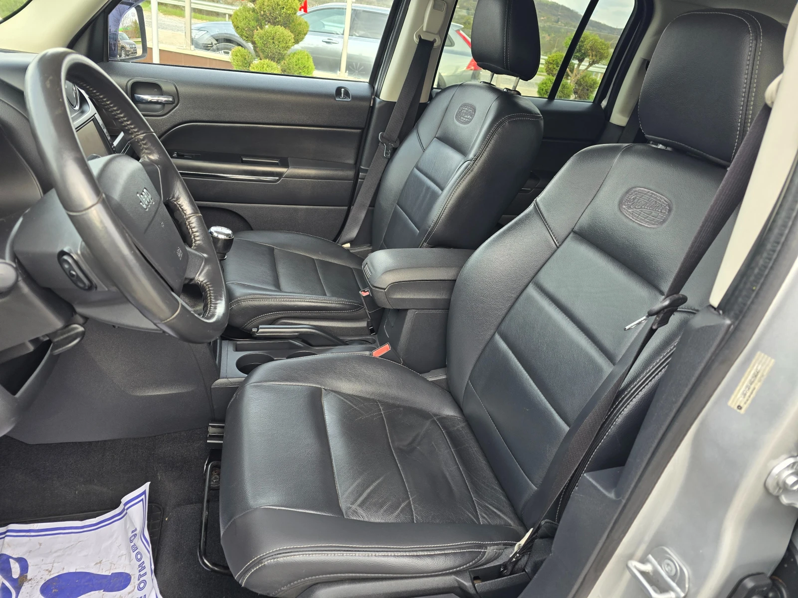 Jeep Patriot 2, 0CRDI 4X4KLIMATRON, снимка 13 - Автомобили и джипове - 54163181