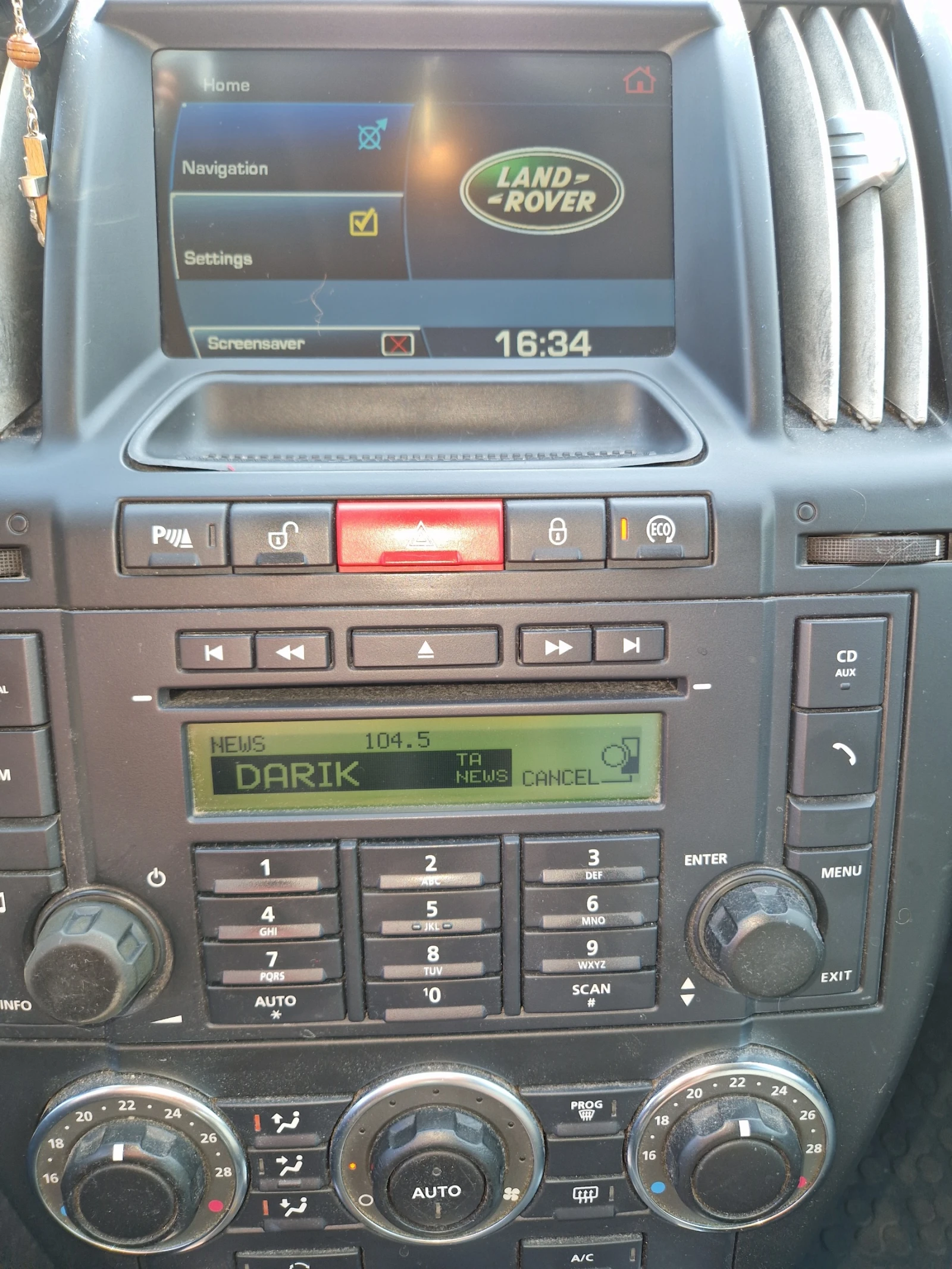 Land Rover Freelander 2 TD 4S, снимка 15 - Автомобили и джипове - 54318594