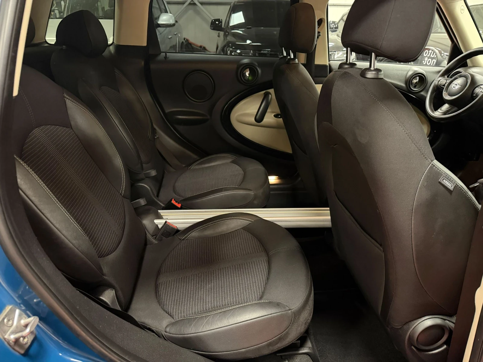 Mini Countryman D | Сменена верига | Обслужен , снимка 14 - Автомобили и джипове - 54805218